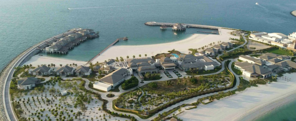 Palm Jebel Ali by Nakheel has 16 fronds each having luxury villas for sale in Dubai.